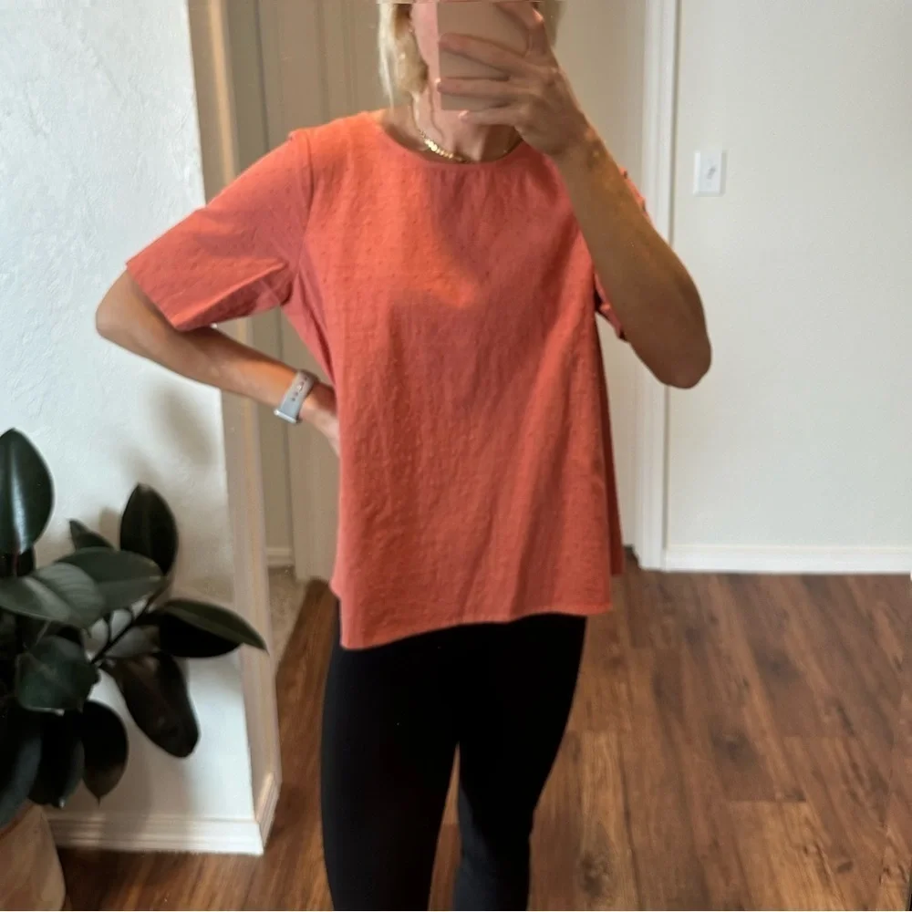 🌟SALE🌟 roolee salmon polka dot short sleeve​​​​​ - Picture 3 of 9